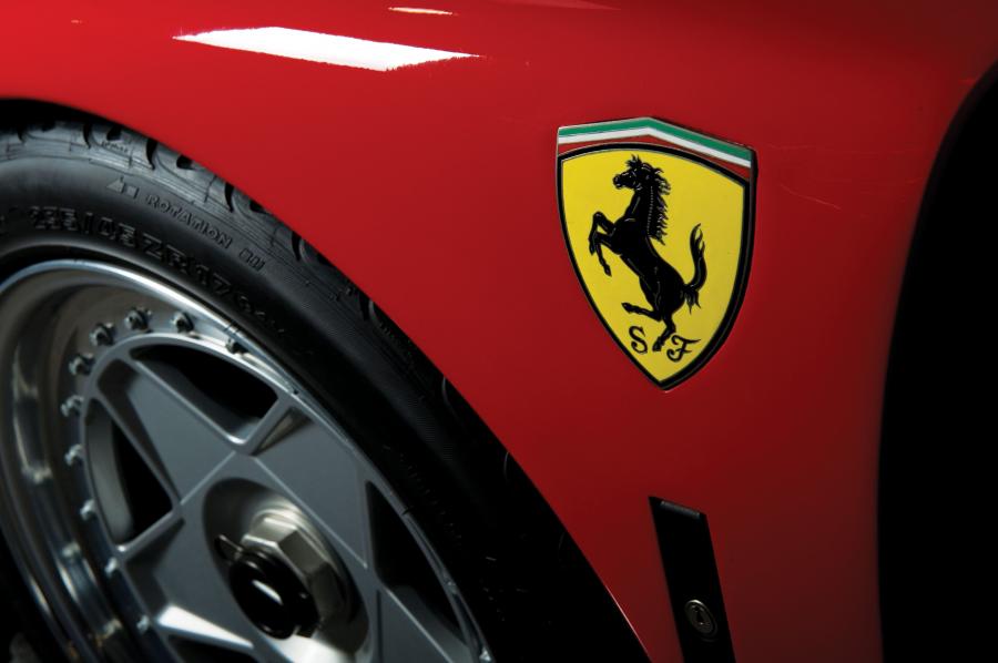  Ferrari F40 1991 года  (фото 4 из 50)